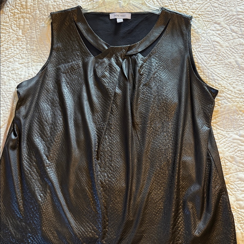 Nine West Textured Black Sleeveless Blouse